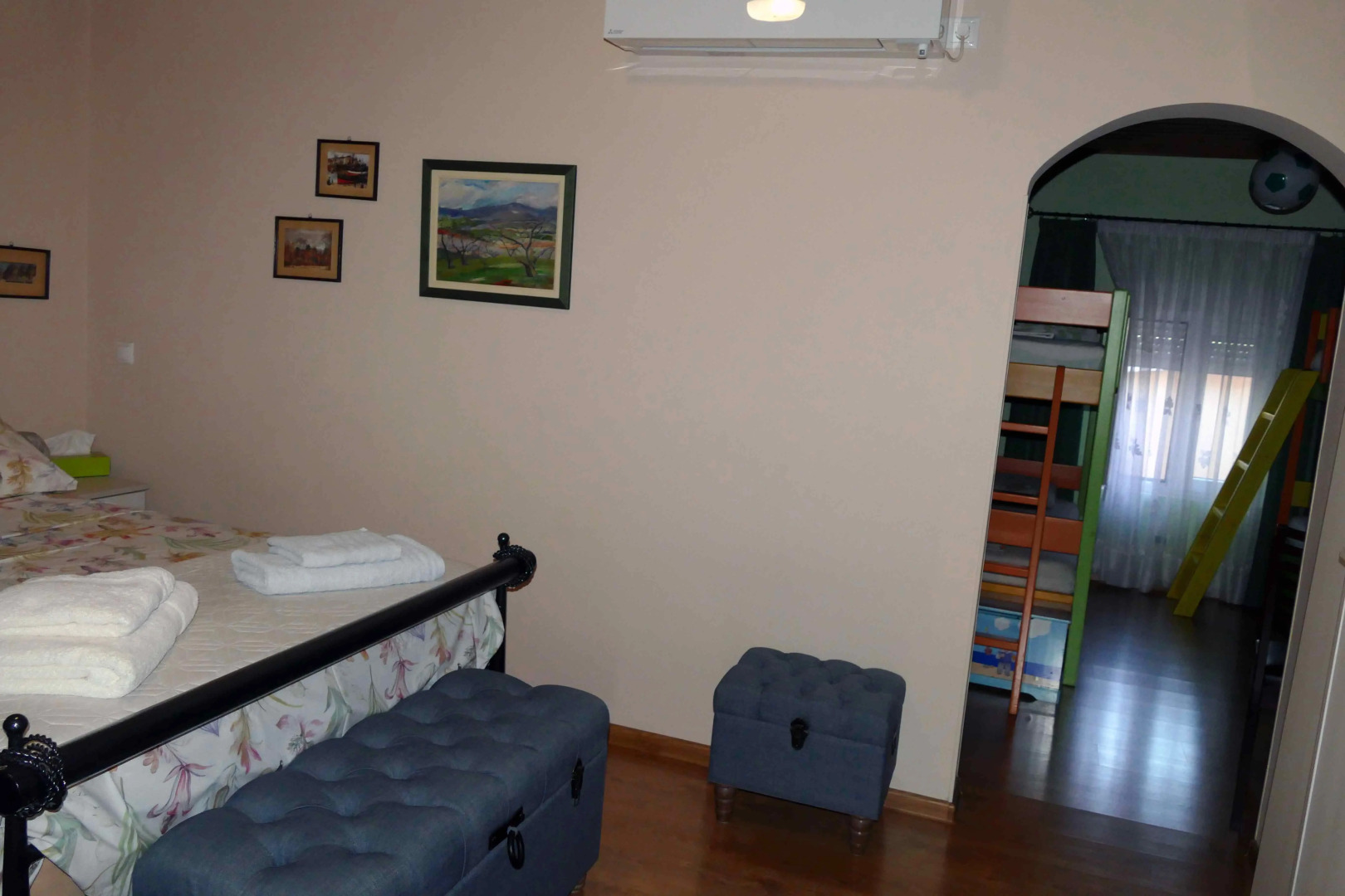 Гостевой Дом esperides holidays-House with small pool 37 km from Athens