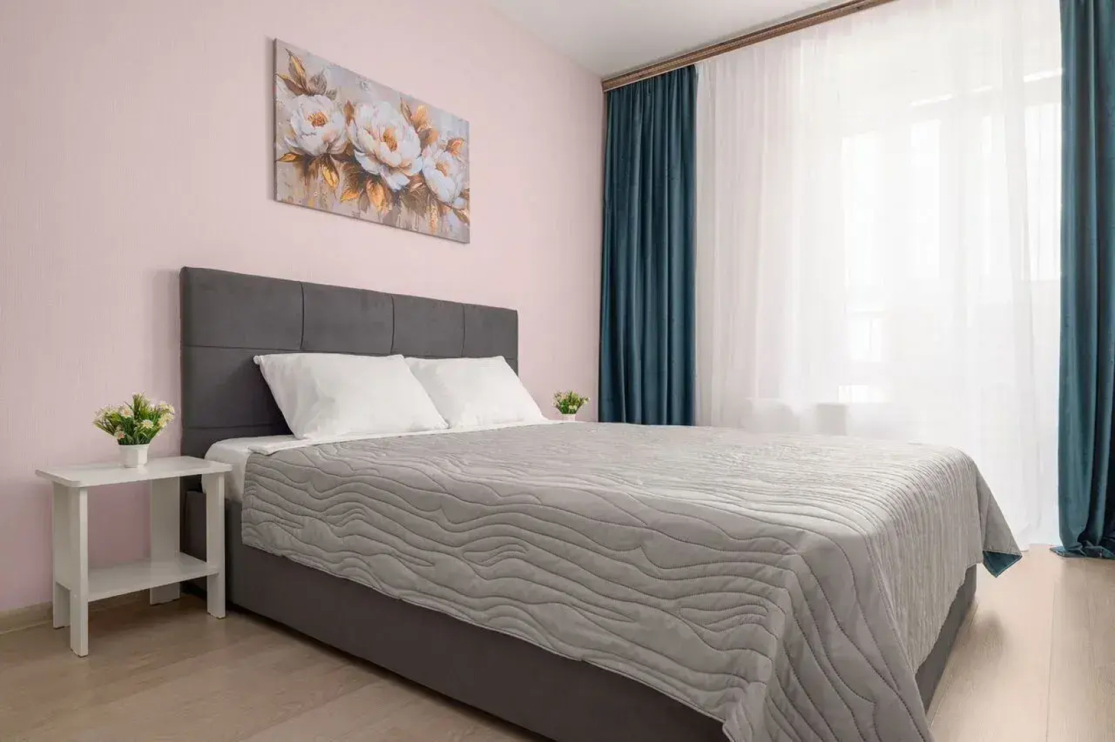 Квартира на бeрегу oзepа