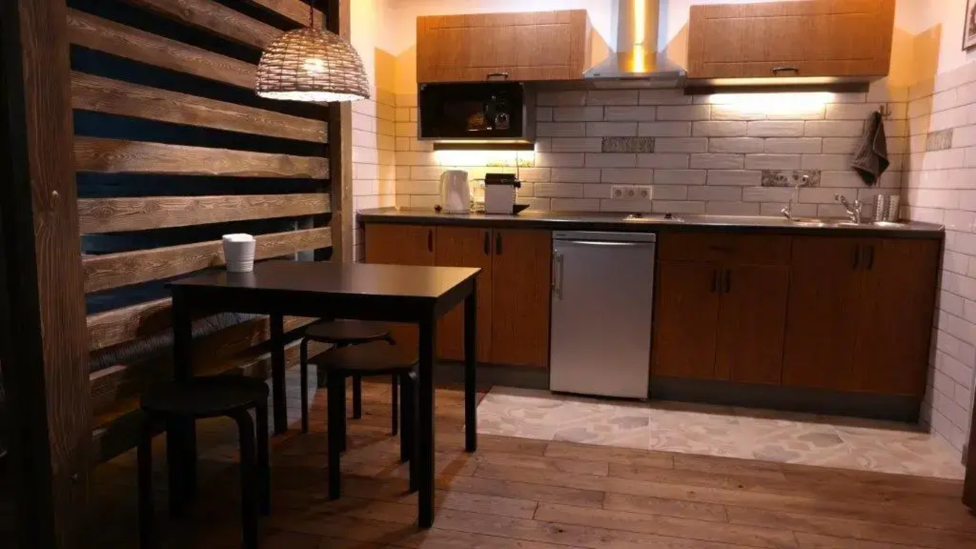 Апартаменты в Центре Города у Нарымского Сквера