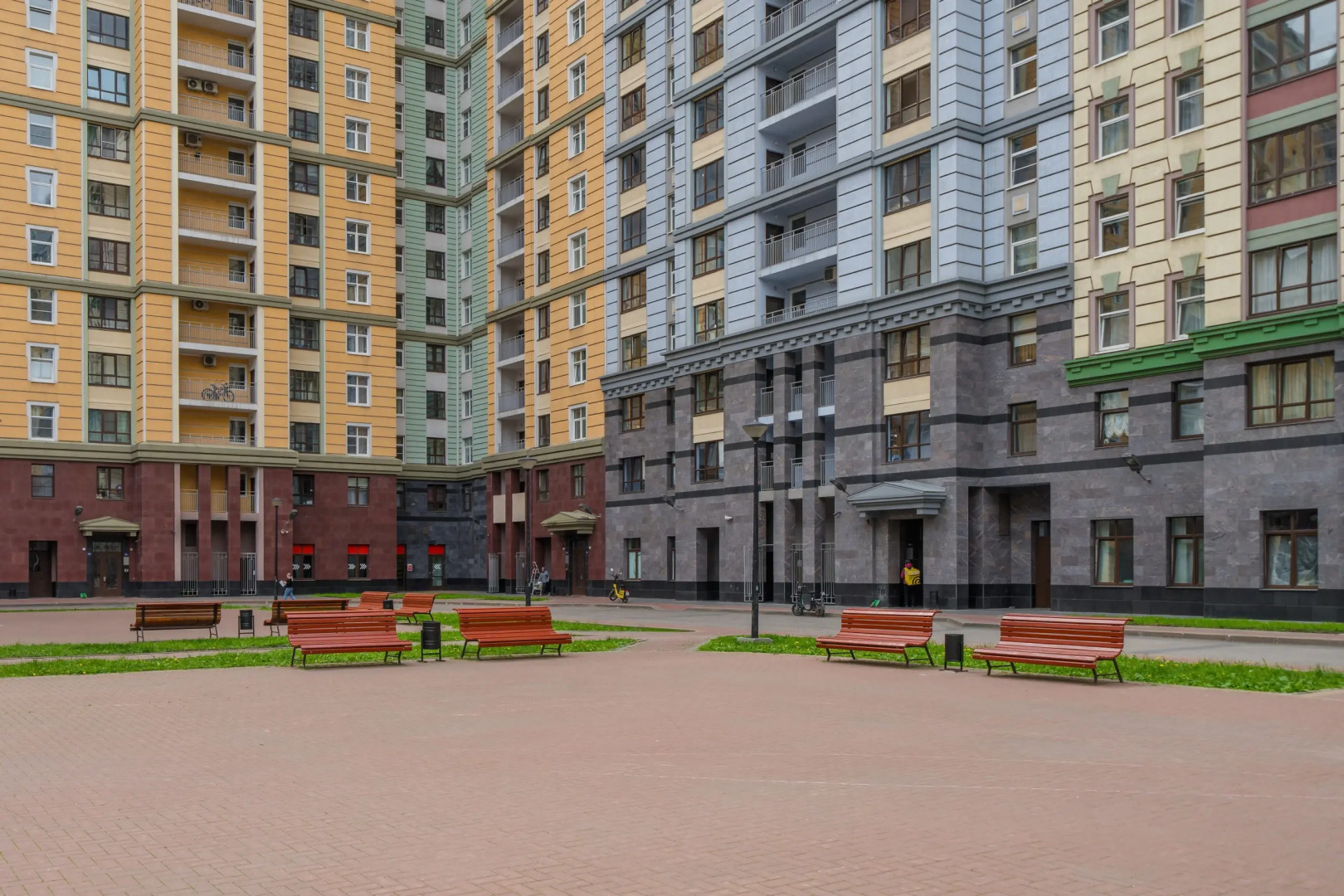 Апартаменты у метро в центре