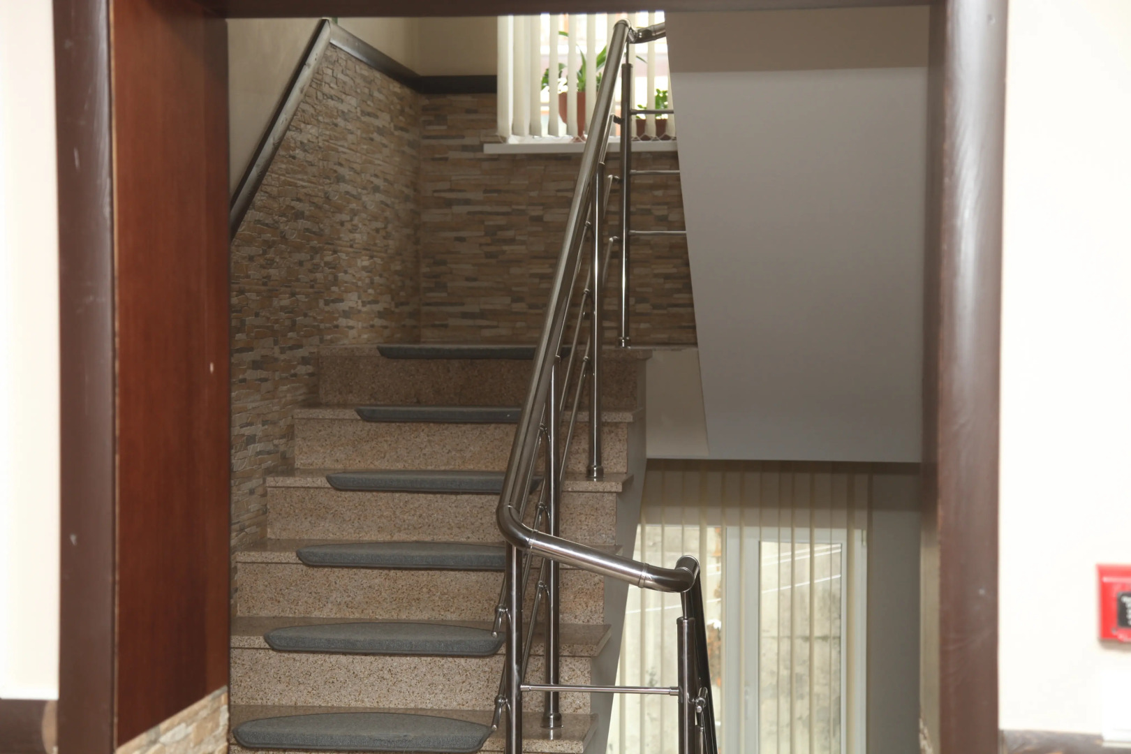 Отель Наступ