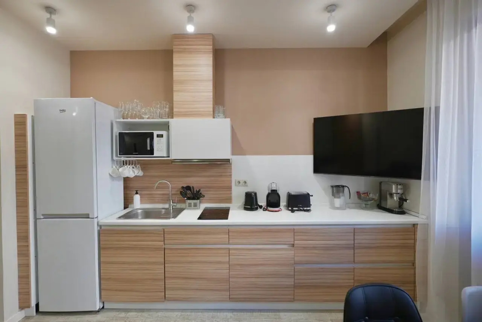 Квартира Двухкомнатная напротив ТЦ Горки Город