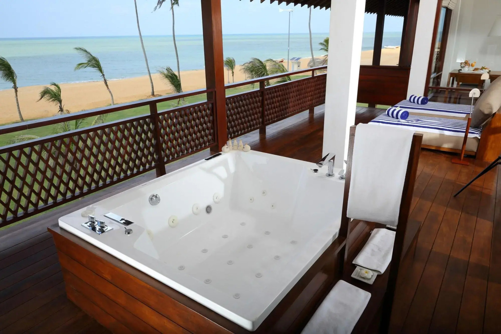 Курортный отель Anantaya Resort and Spa Chilaw