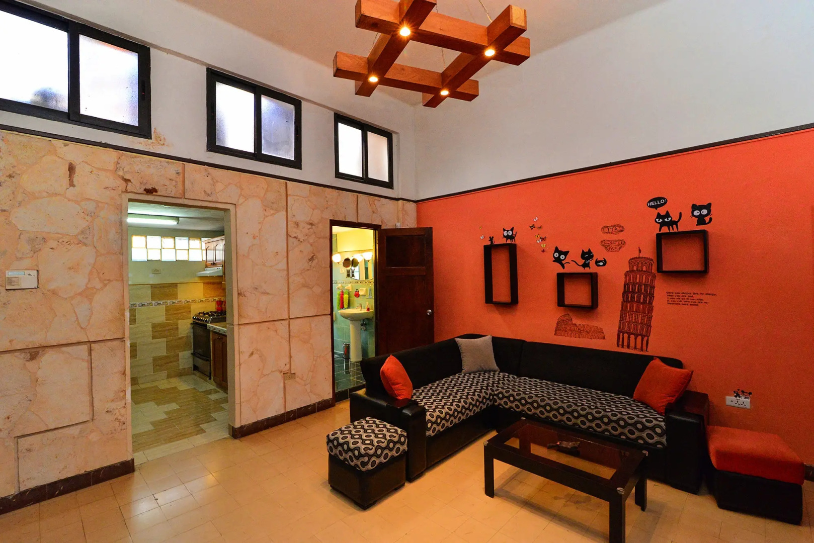 Апартаменты Modern and Central