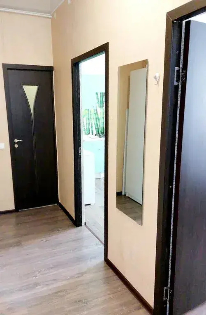 Квартира у Часовой Башни с Просторной Кухней