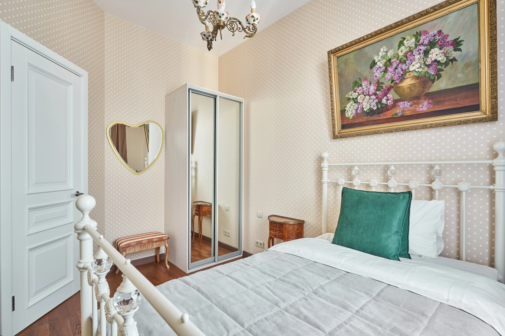 Апартаменты в Доходном доме на Патриарших прудах