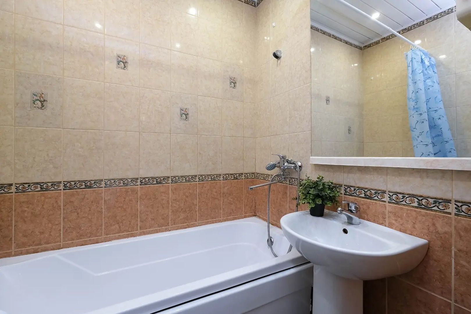 Квартира на Титова 238/2