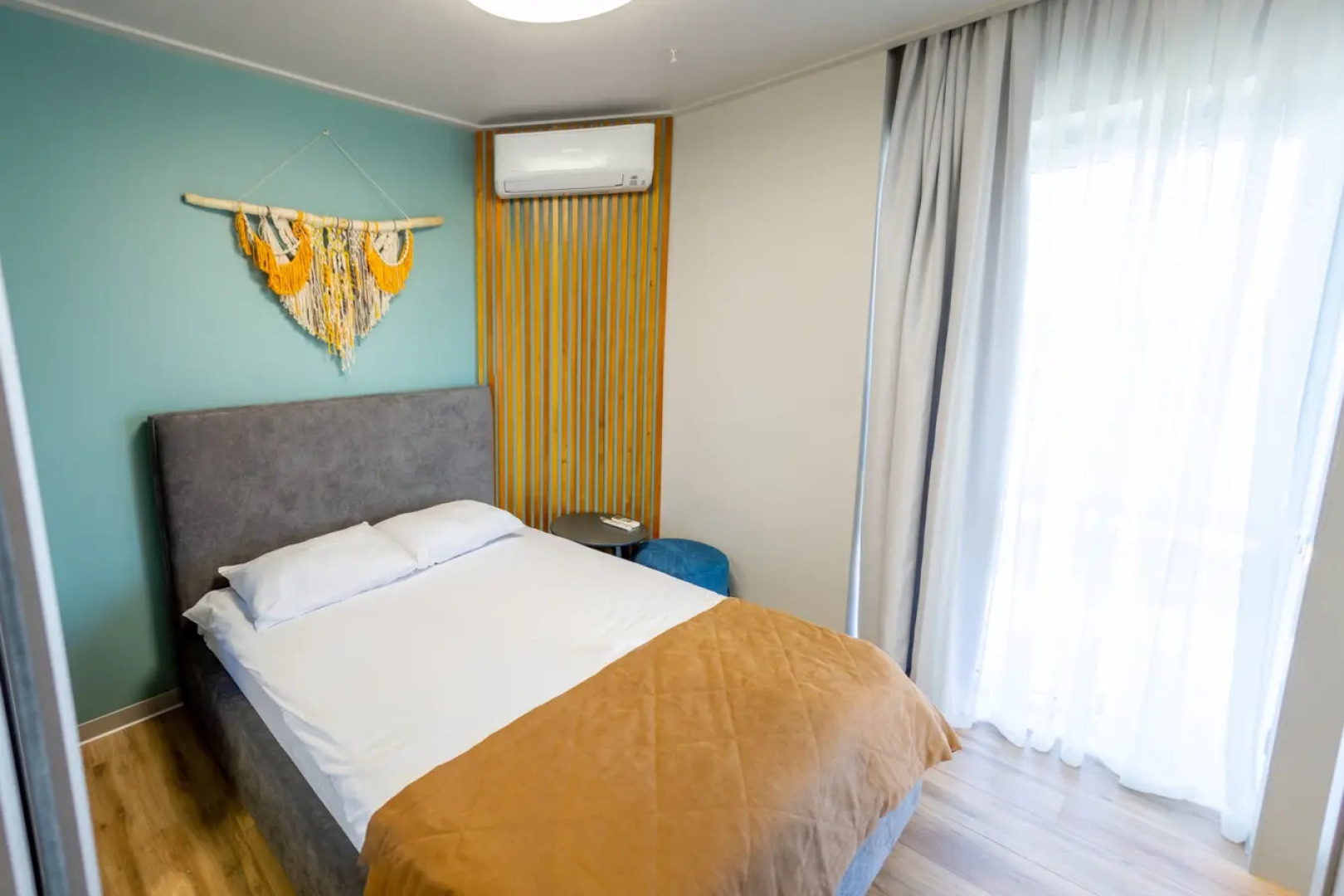 Апартаменты ЖК Версаль 1