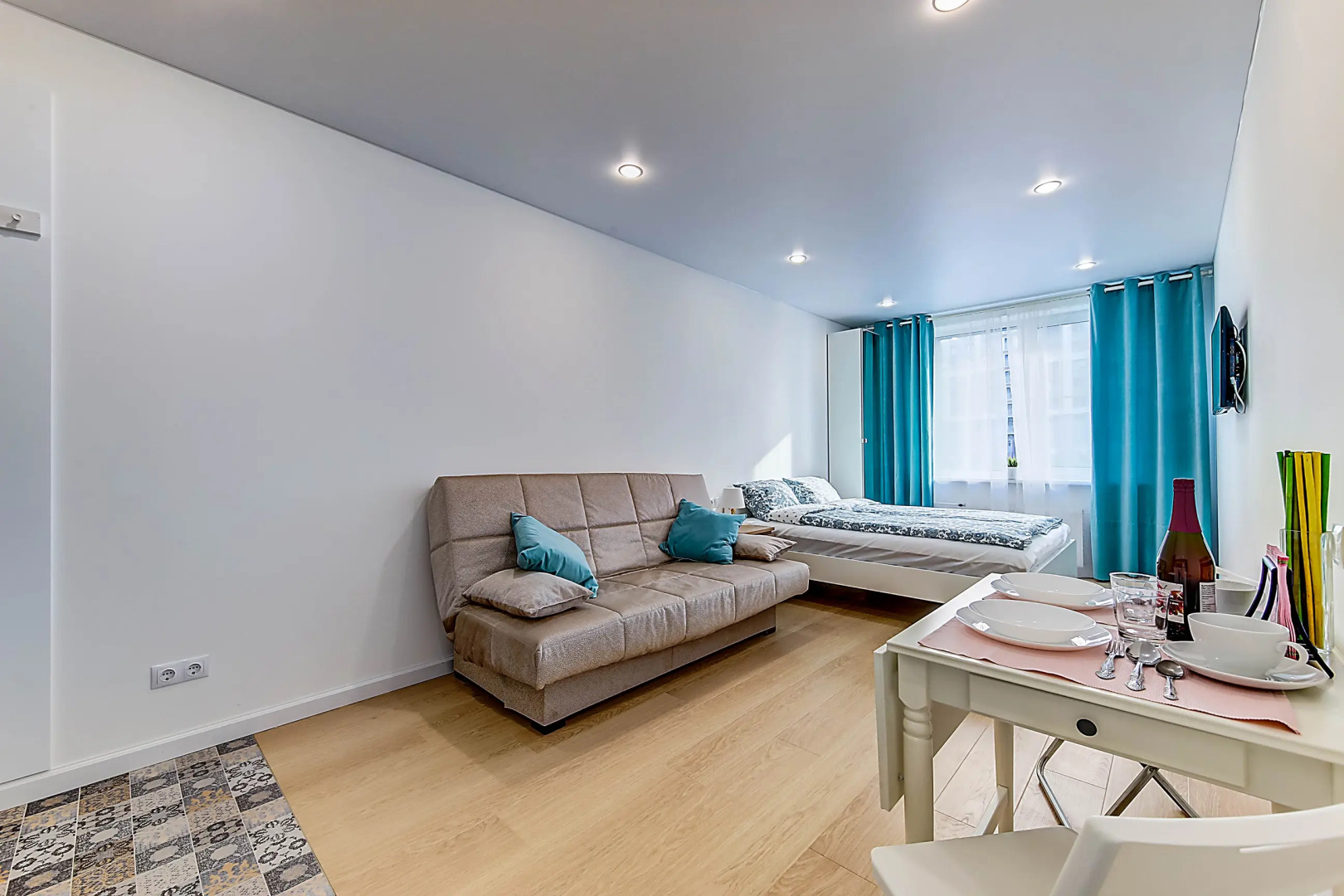 Квартира Blue Curtains Studio
