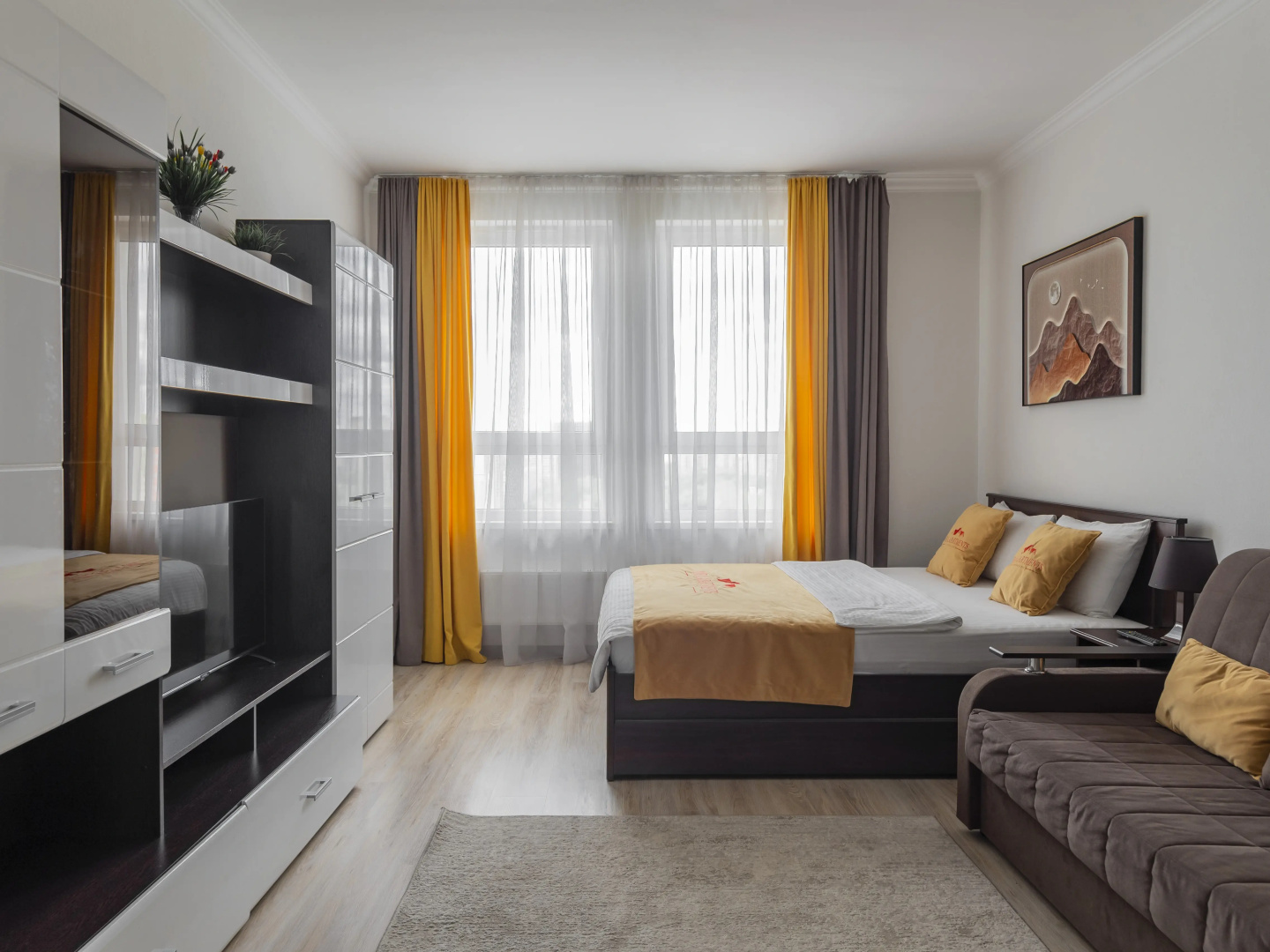 Апартаменты Mira Apartments