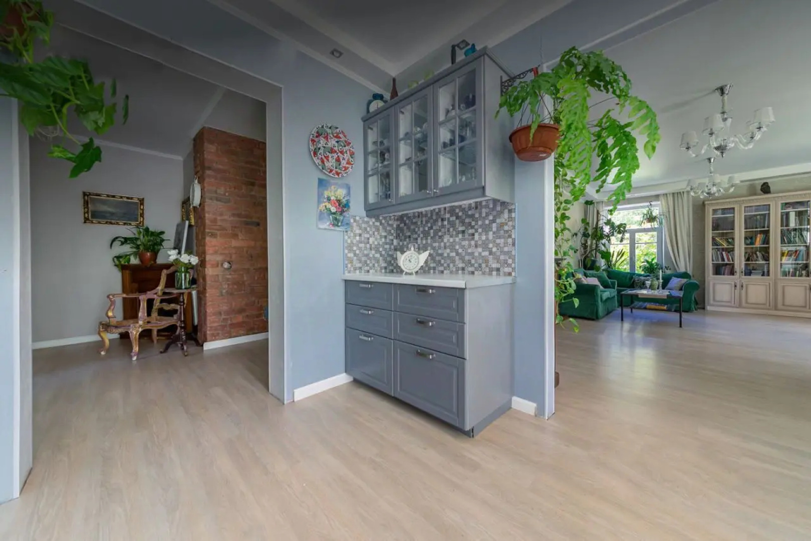 Частный дом 8-к 250 м²