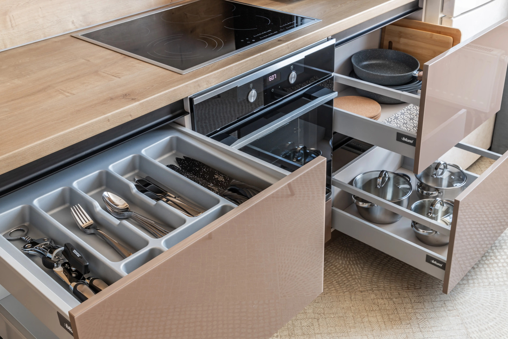 Квартира Moscow Deluxe Apartments Fili Family Suite