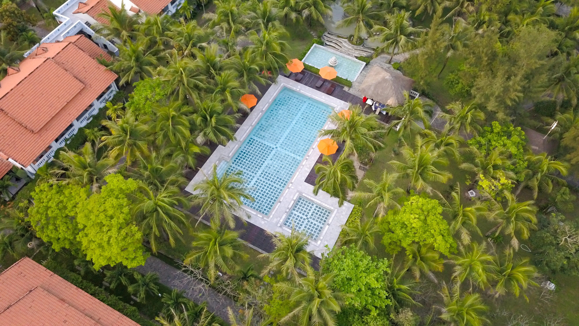 Отель Le Belhamy Resort And Spa