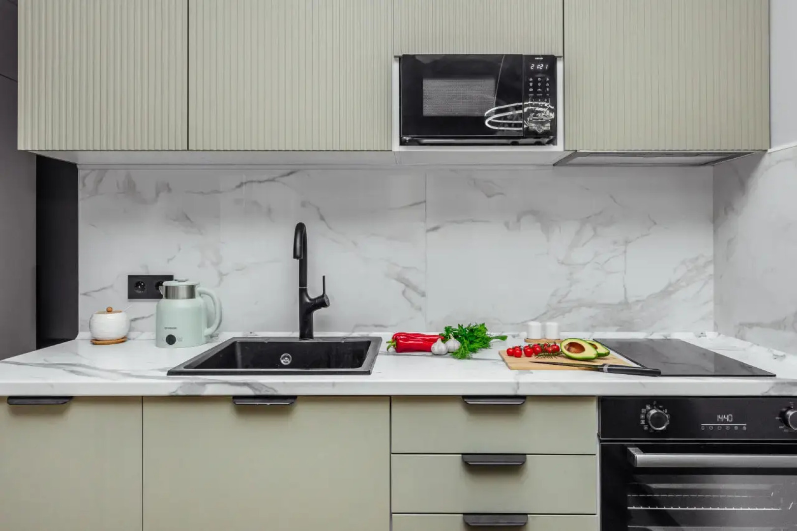 Апартаменты Метрополь с видом на море от УК Атмосфера