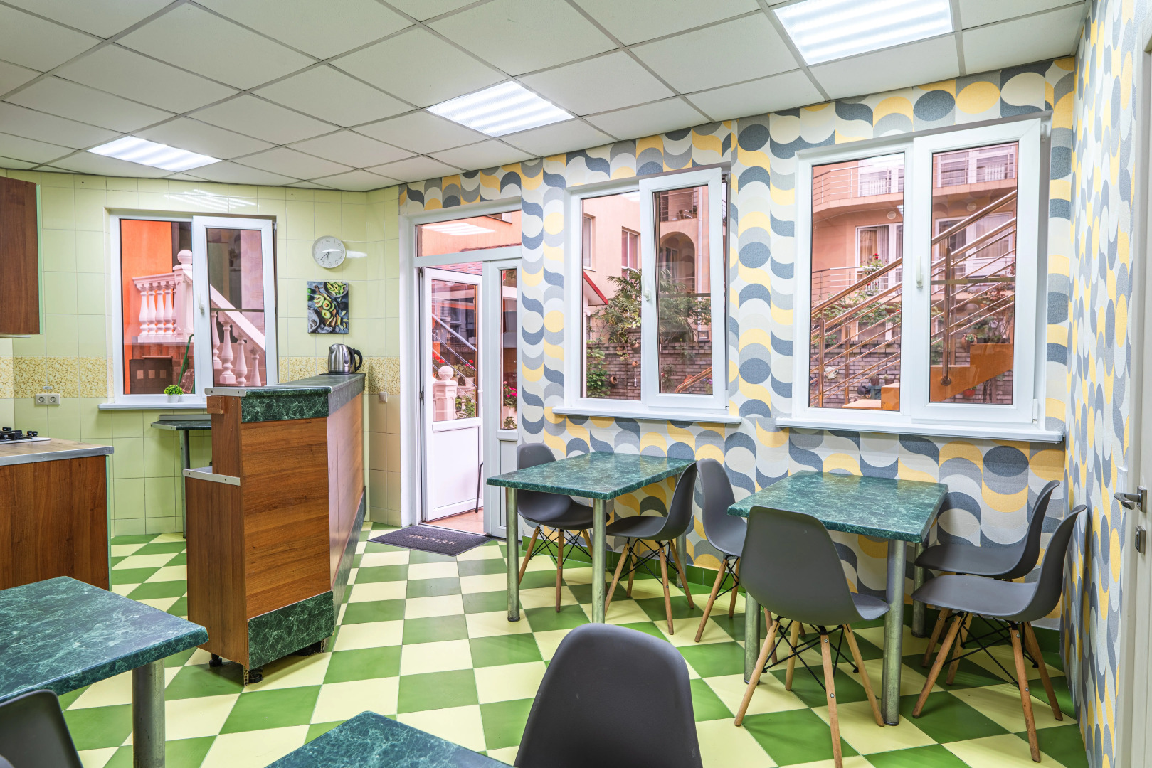 Меблированные комнаты Надежда rooms