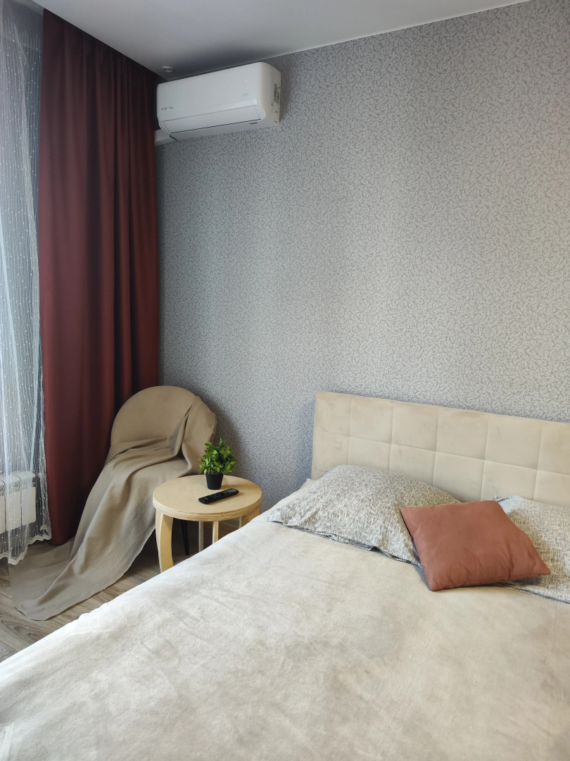 Квартира на улице 9 Января 68/1к2