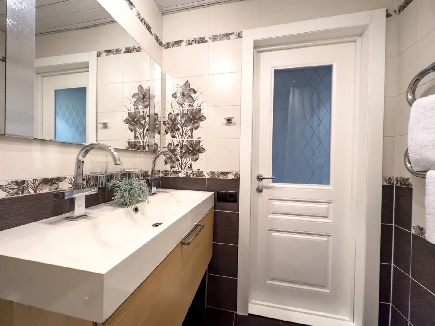 Апартаменты Алмаз Сити Снежная королева