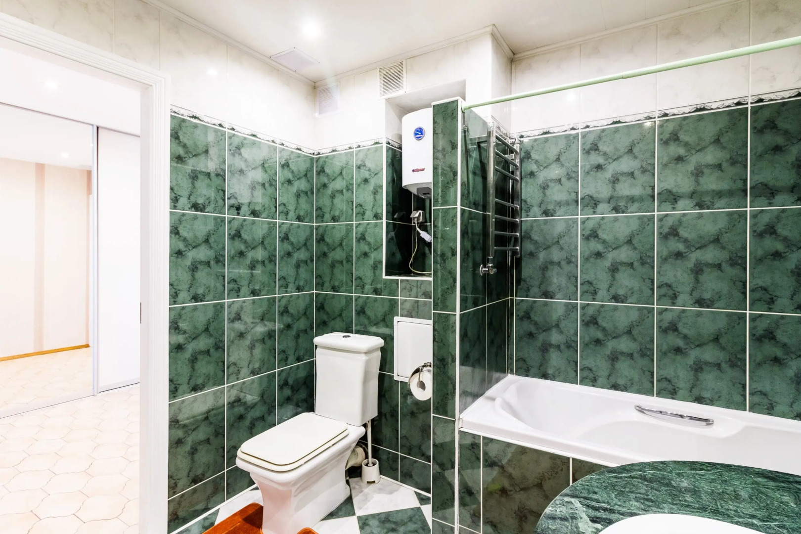 Апартаменты в центре Немига 8