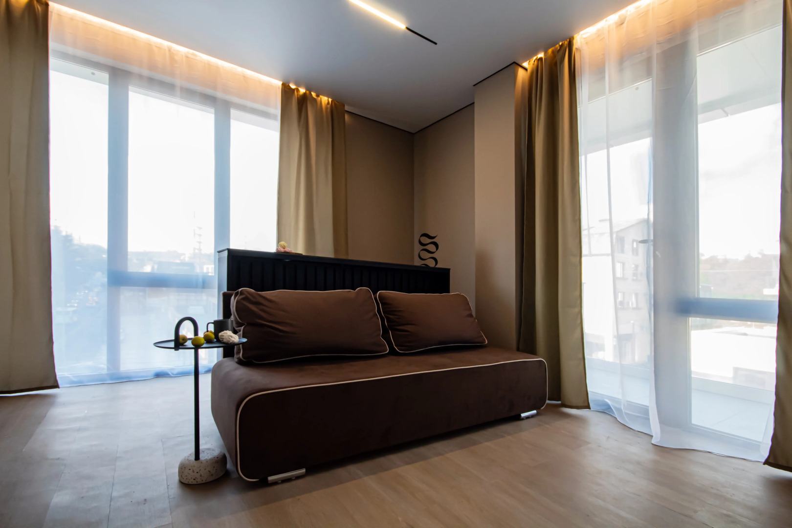 Апартаменты семейные с летним бассейном в ЖК Даймонд