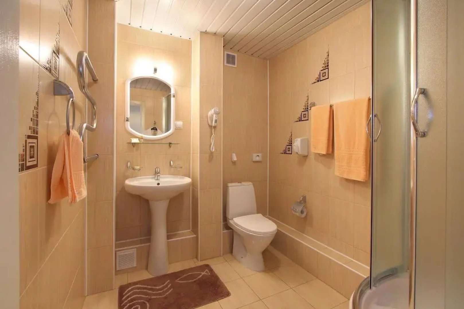 A-ОТЕЛЬ Лайнер Аэропорт Екатеринбург