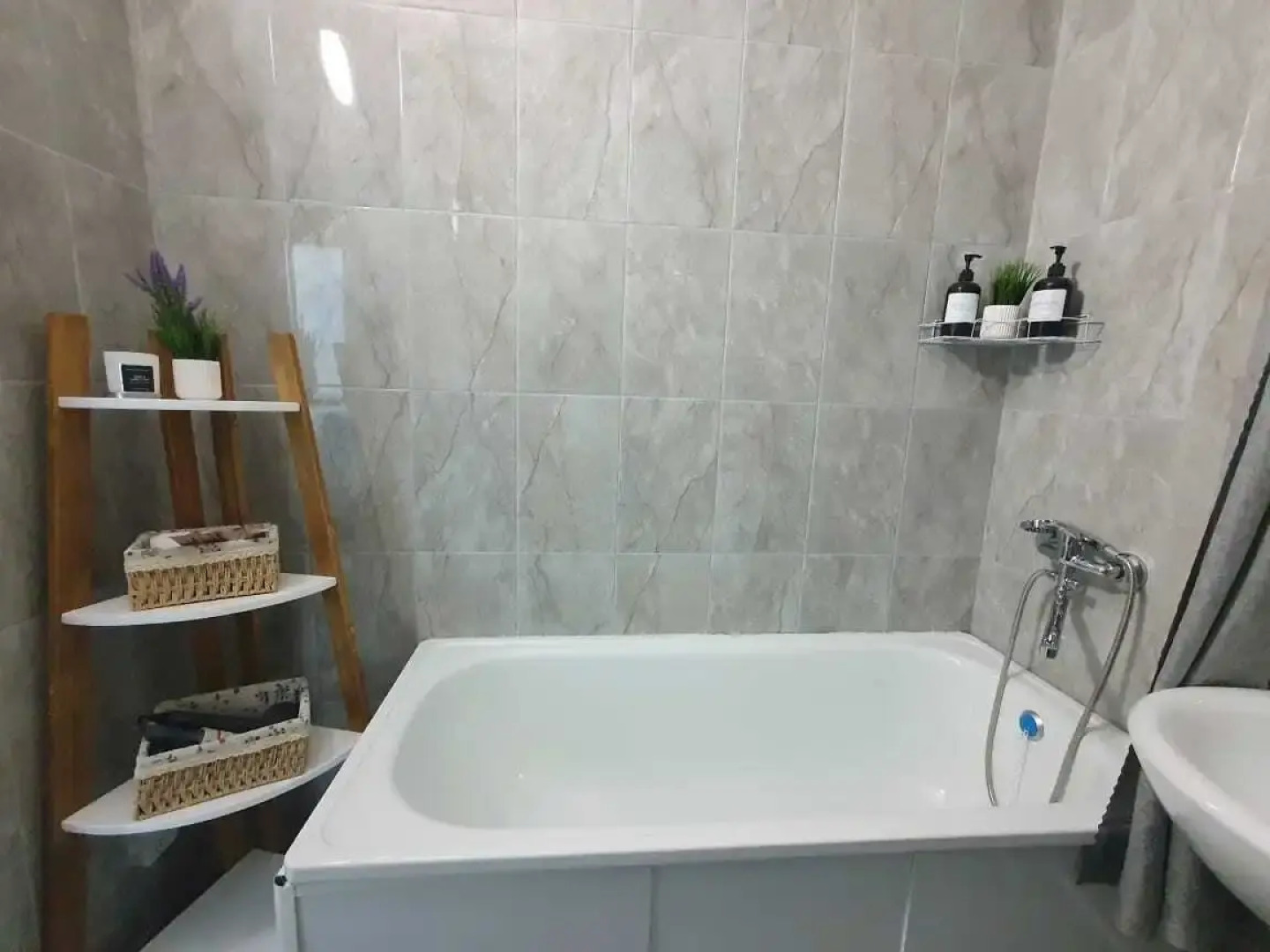 Квартира с Лоджией на Комсомольском Проспекте 4