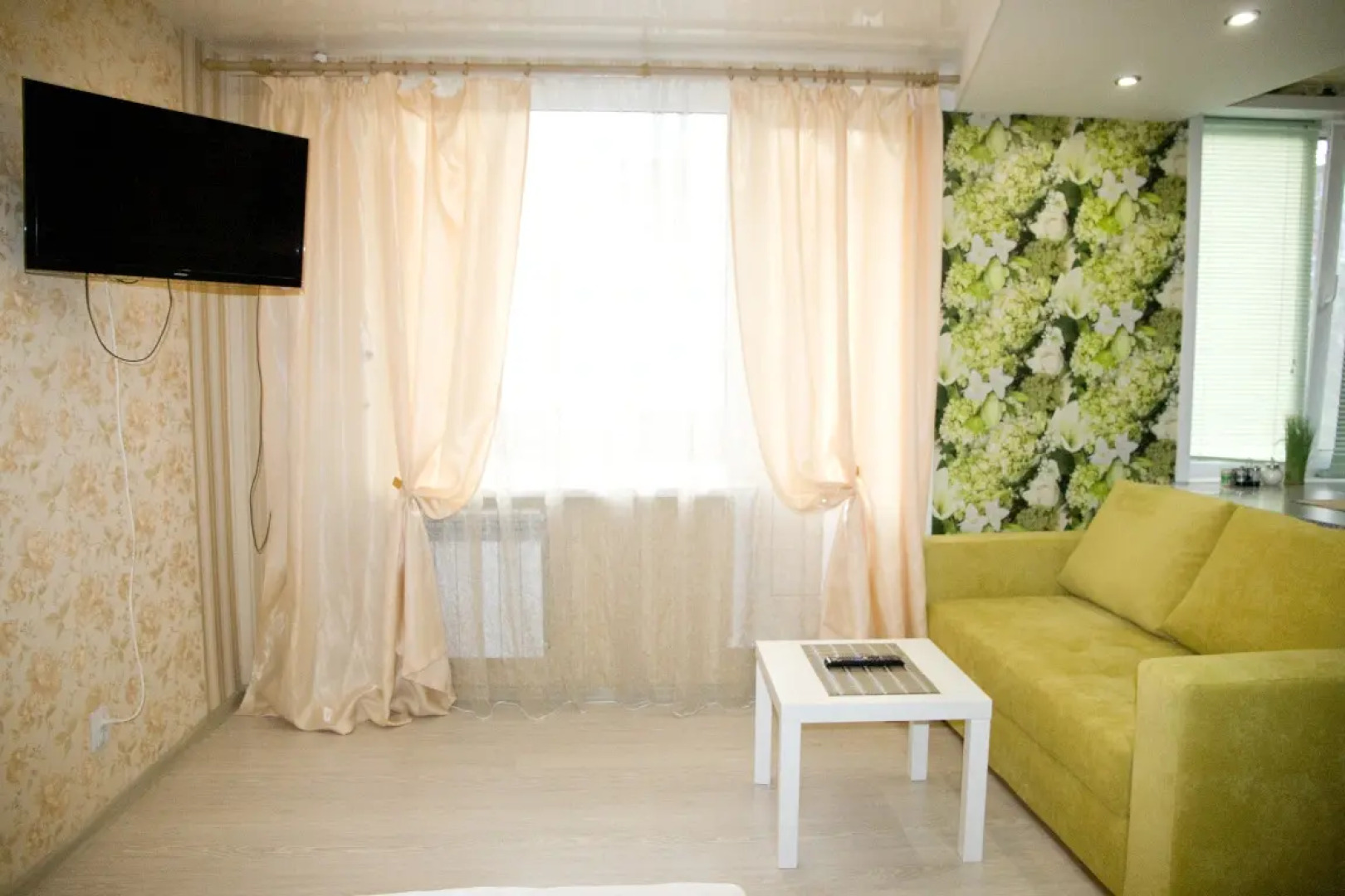 Солнечная студия Люкс с теплыми полами