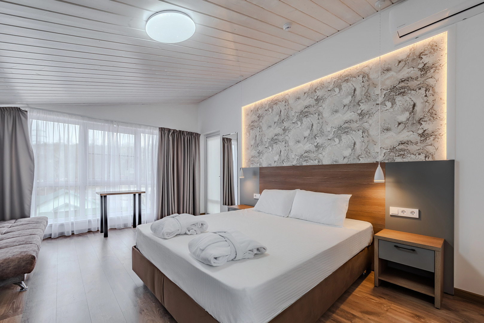 Отель Astra Montale Family