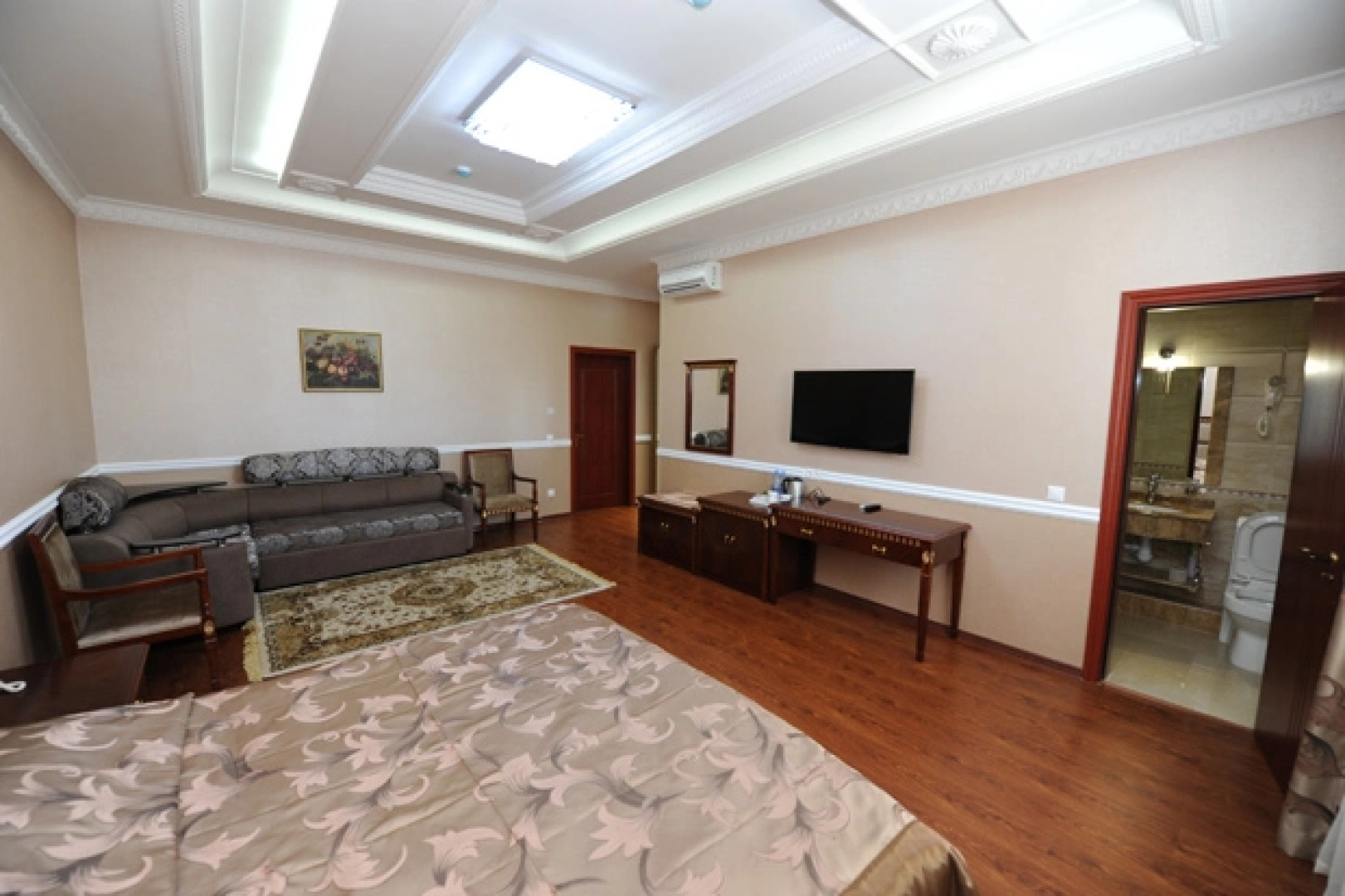 Отель Эдельвейс