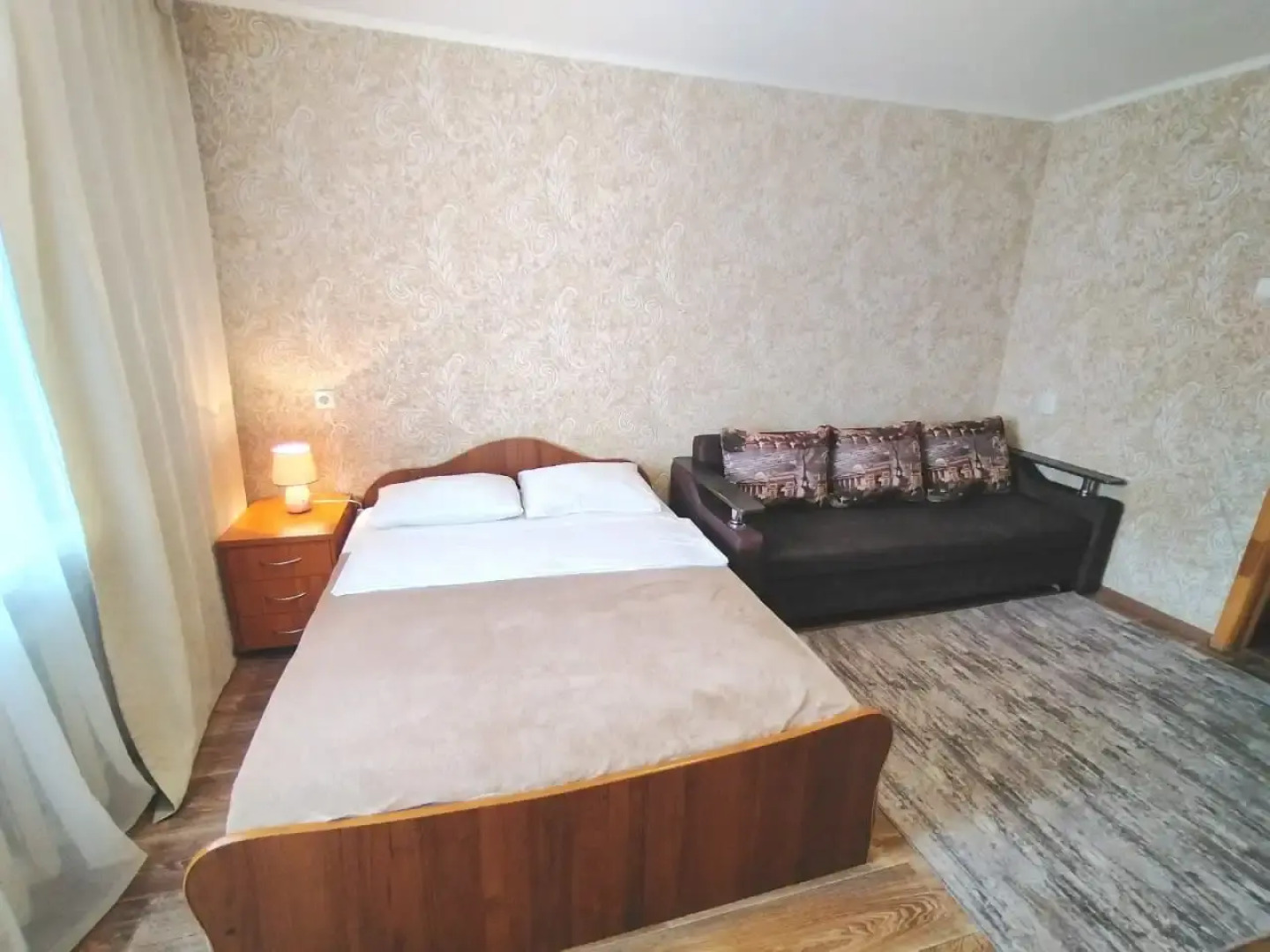 Апартаменты На Овчинникова