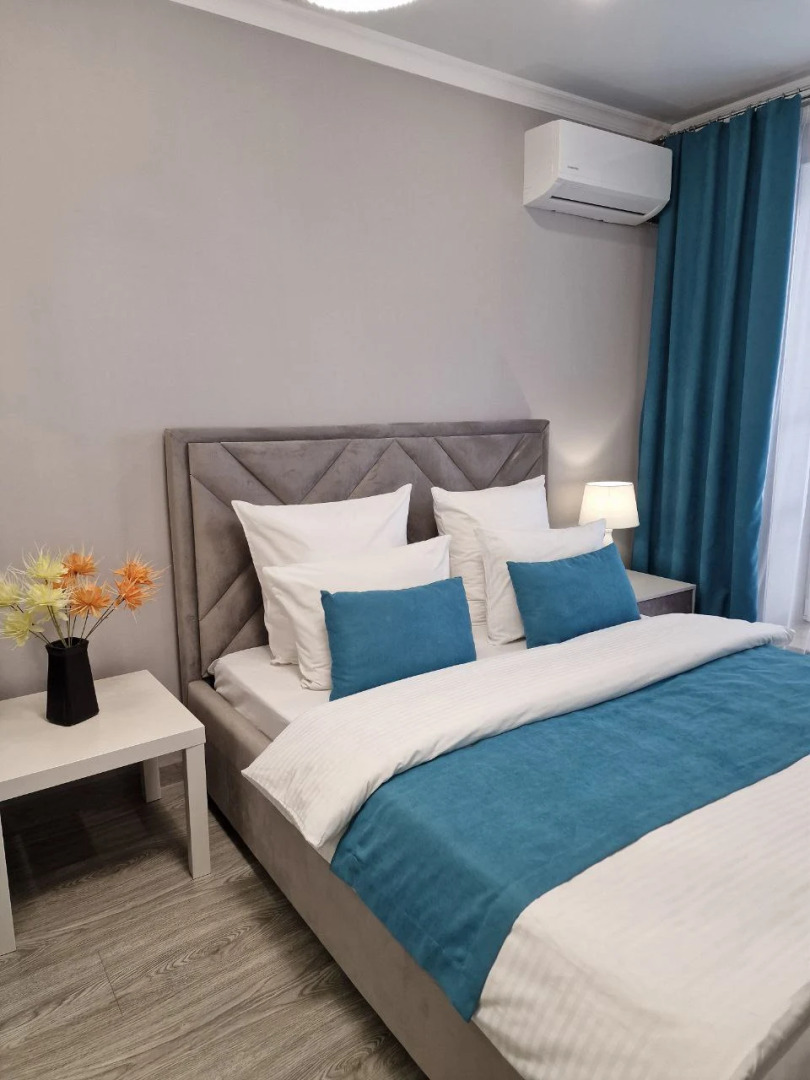 Квартира Flatirini в Новом ЖК с Панорамными Окнами