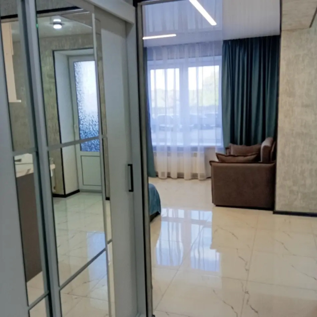 Квартира на Братьев Ткачевых 15