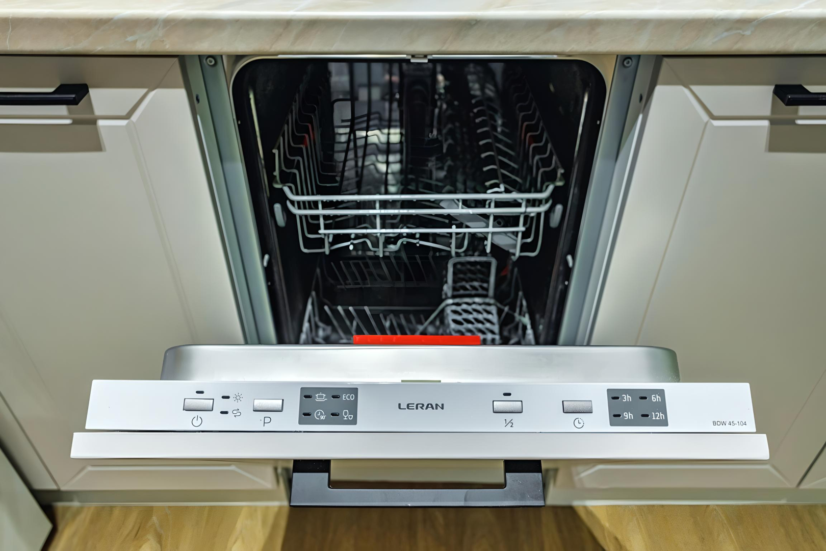 Апартаменты Двухкомнатные апартаменты полулюкс в апарт-отеле The Grand Palaces