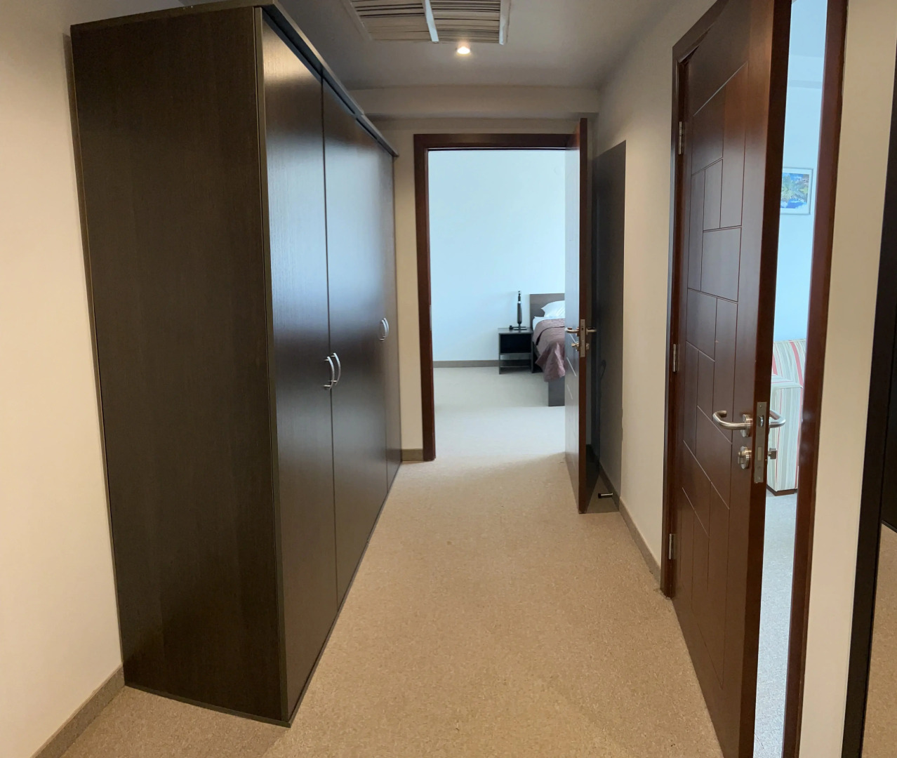 Hotel Paris Gostinichnogo Kompleksa Dvfu