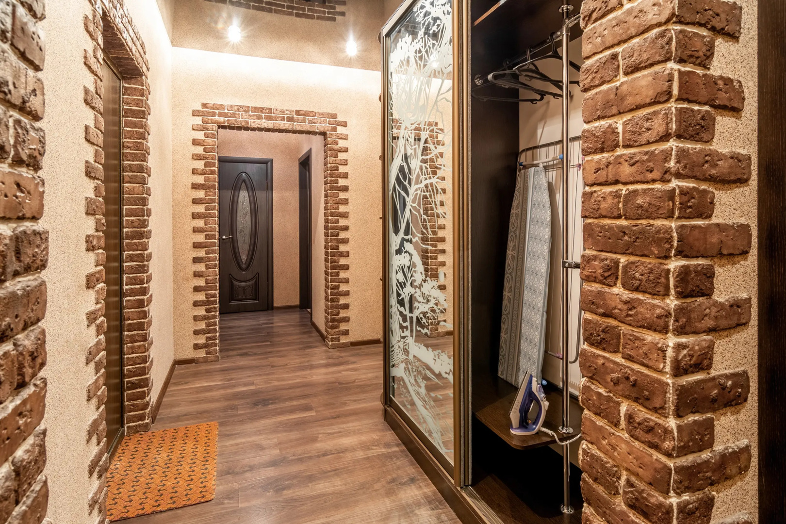 Квартира двухкомнатная Stepanenkov Родионова 43