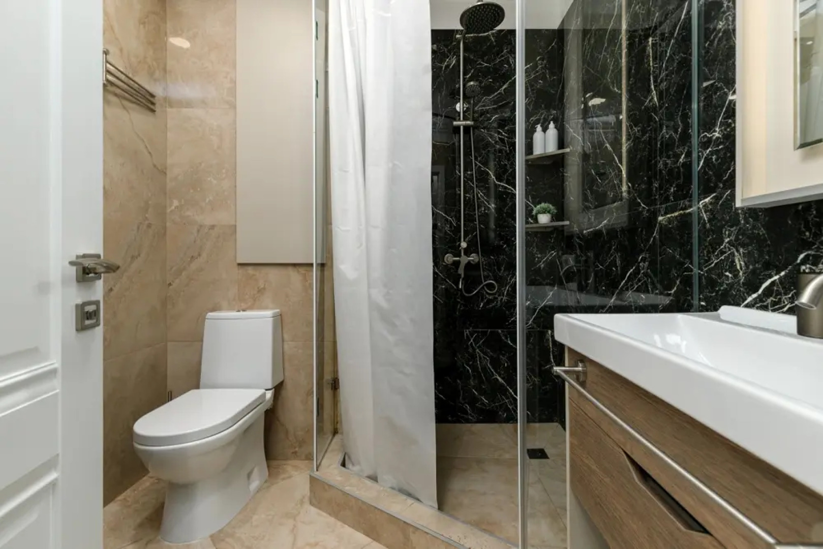 Апартаменты GeoApart Цветочная 30 3