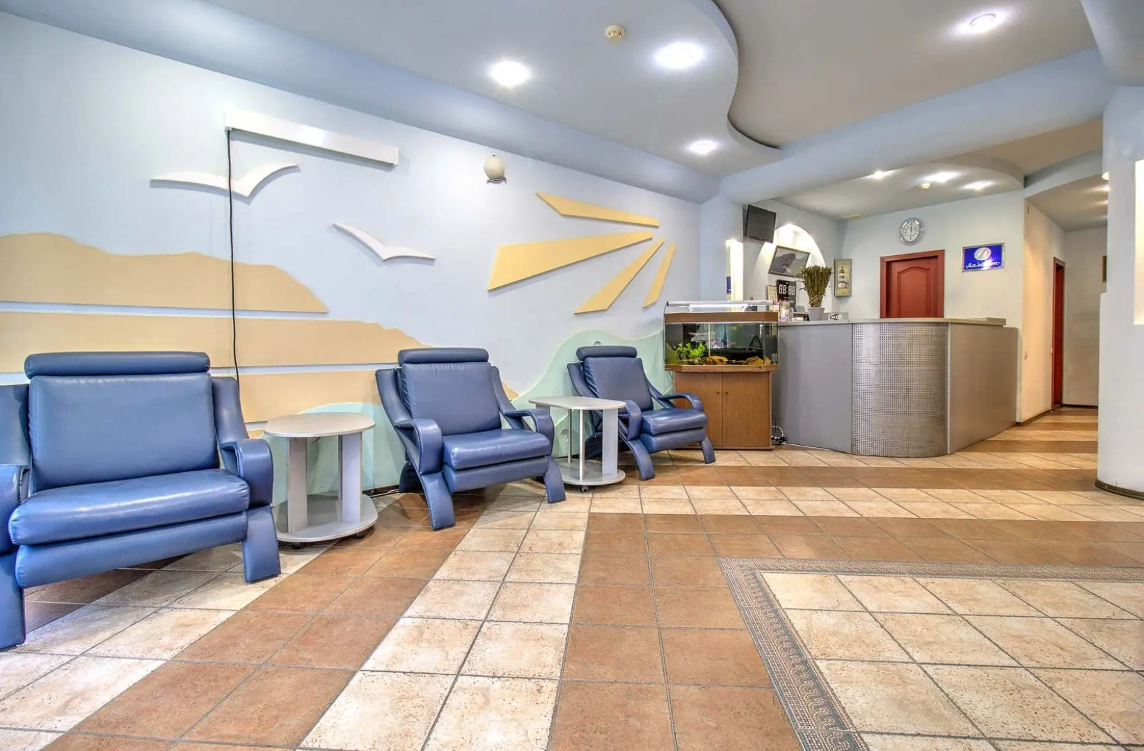 Отель Ламбат