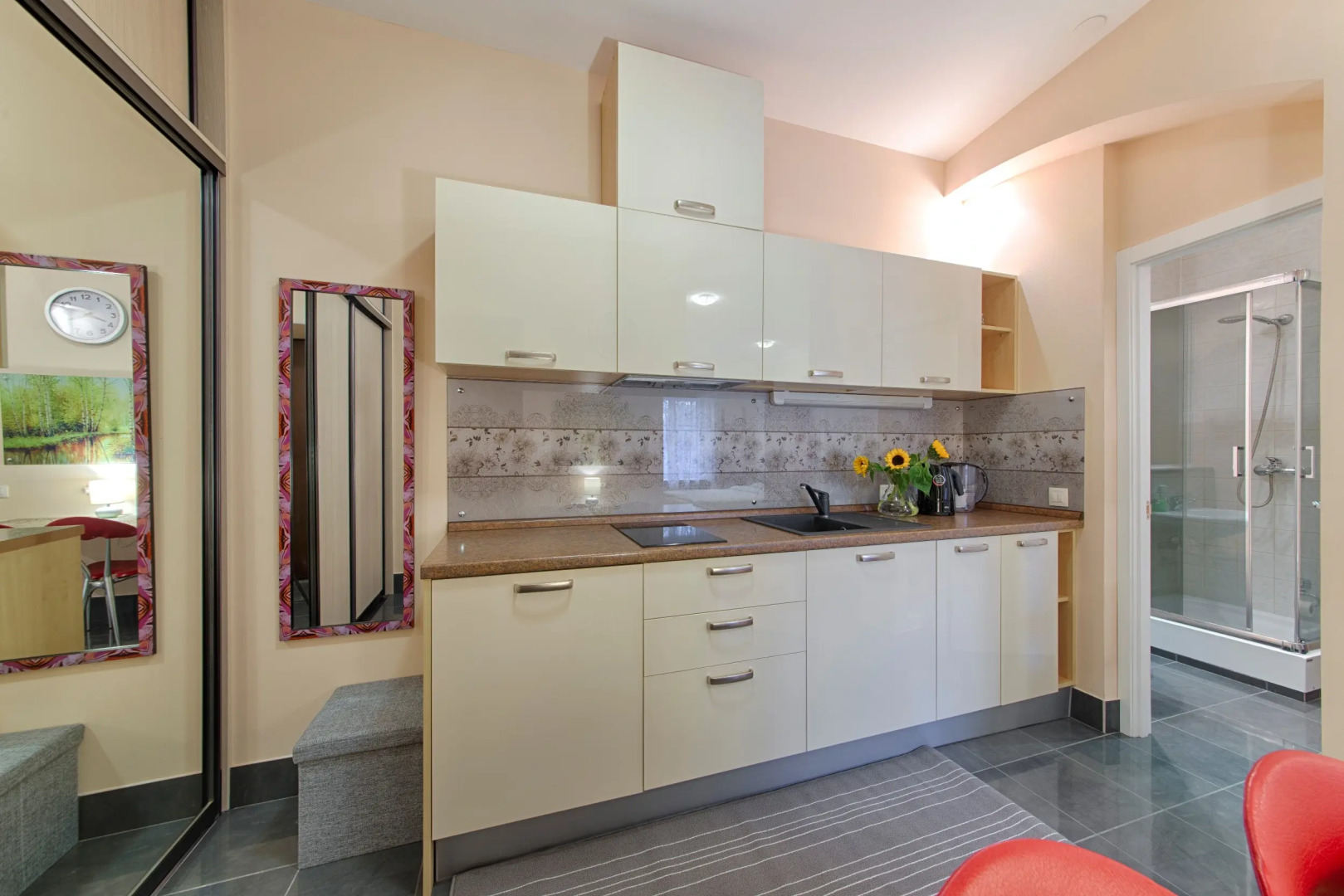 Апартаменты 1-комнатные HomeApart пр-т Независимости, 13