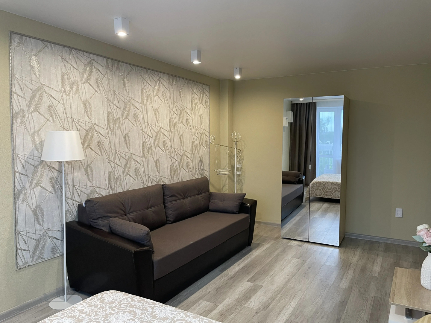 Квартира  на озере в центре