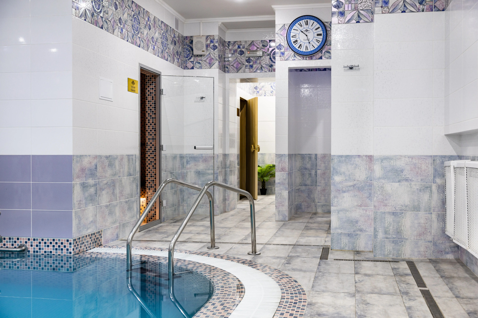 Отель Customs House Hotel & SPA