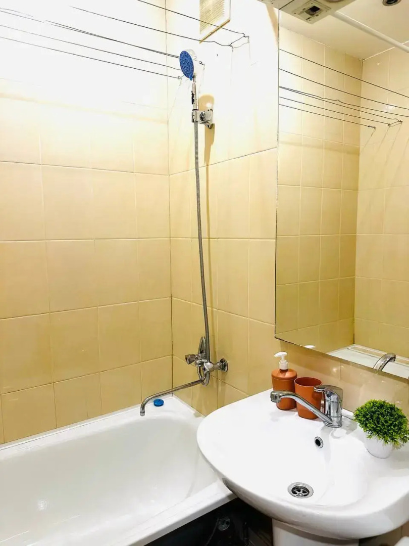 Квартира Уютная солнечная в самoм центpе рядом с набережной и ж/д вокзалом