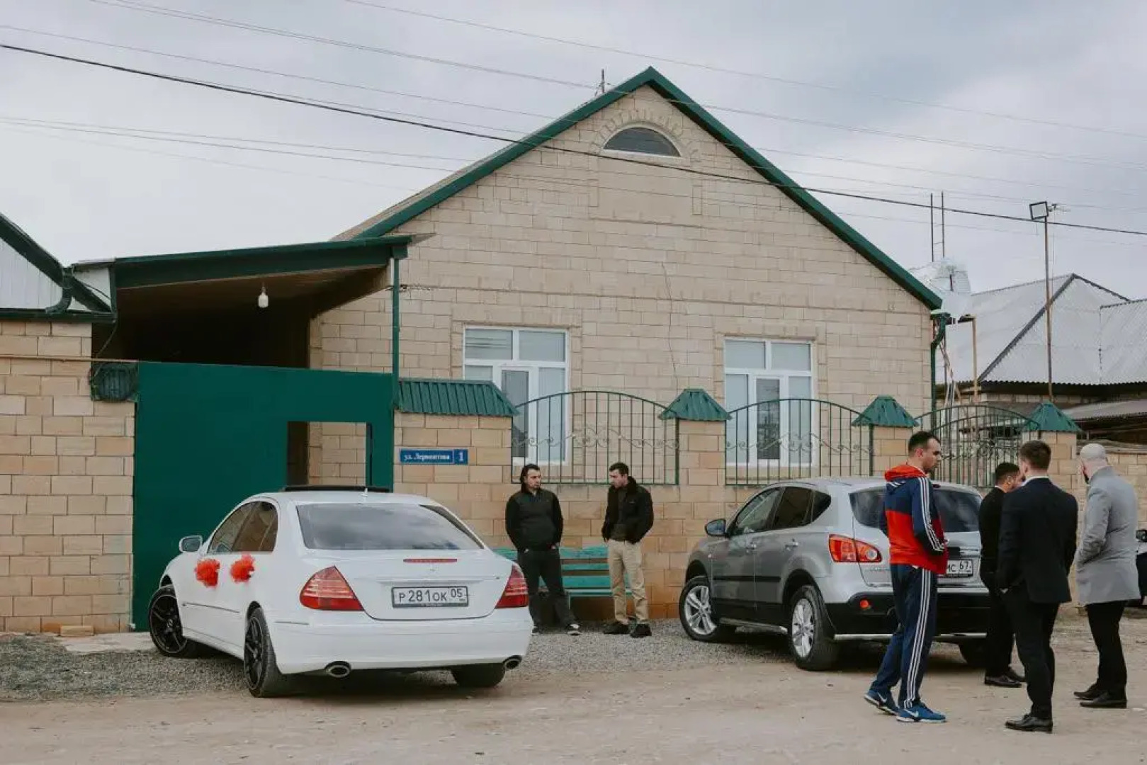 Гостевой дом В 10 минутах пешком от моря рядом с Экранопланом Лунь