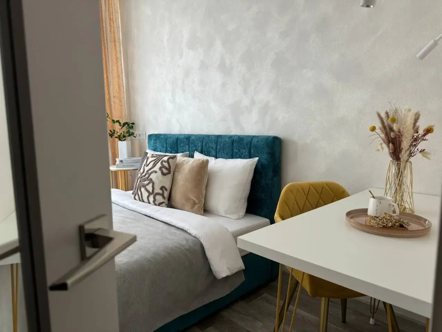 Квартира Стильная Современная 2ух Комнатная на 4 Человек