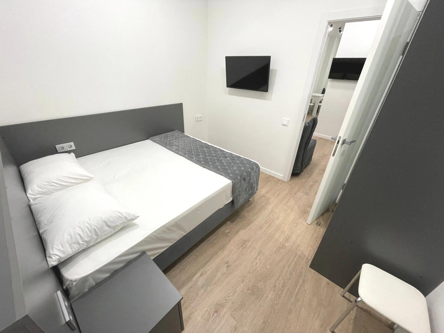 Апартаменты 1 Leont