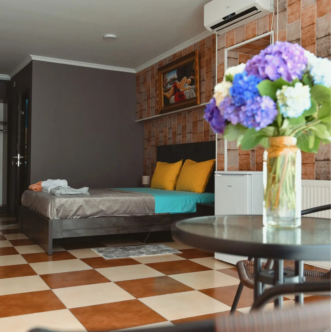 Отель Batumi West