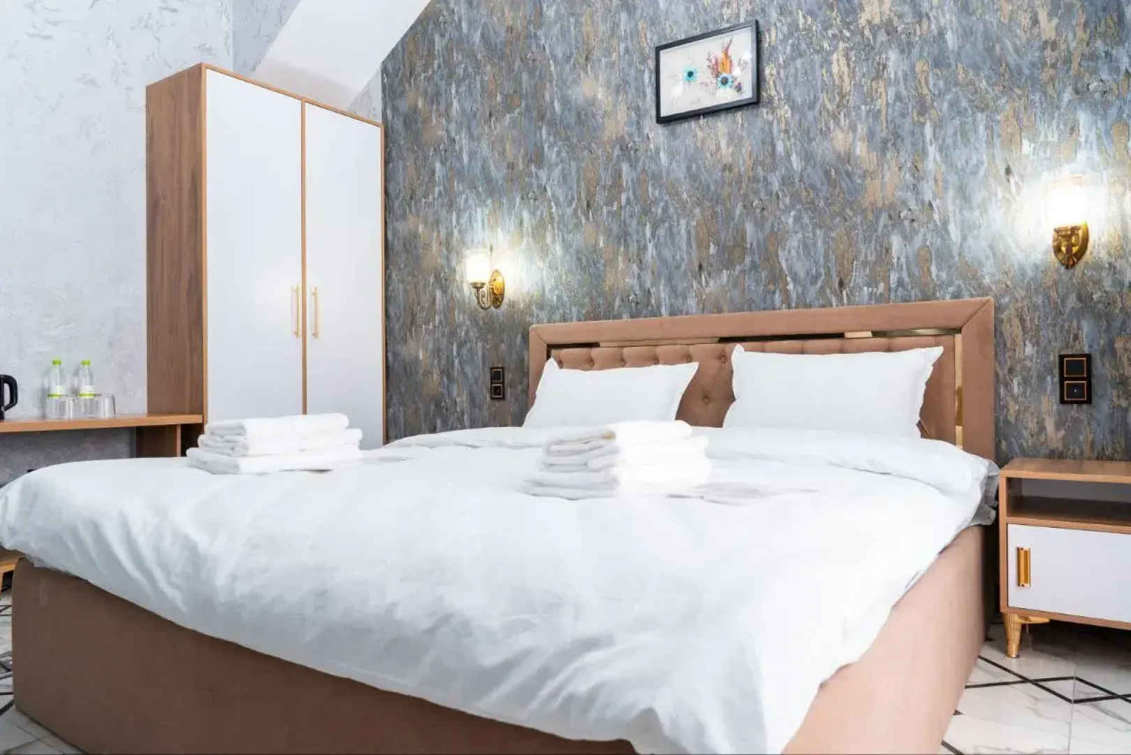 Отель Gold Star Palace