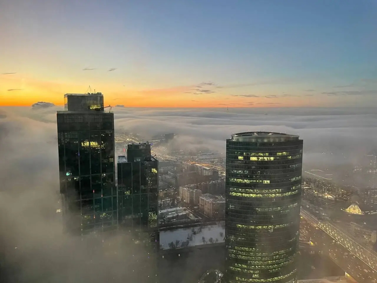 Апартаменты Sky City Moscow 80 этаж Вид на МГУ, Лужники, Парк победы, Воробьевы горы! Уникальный вид!