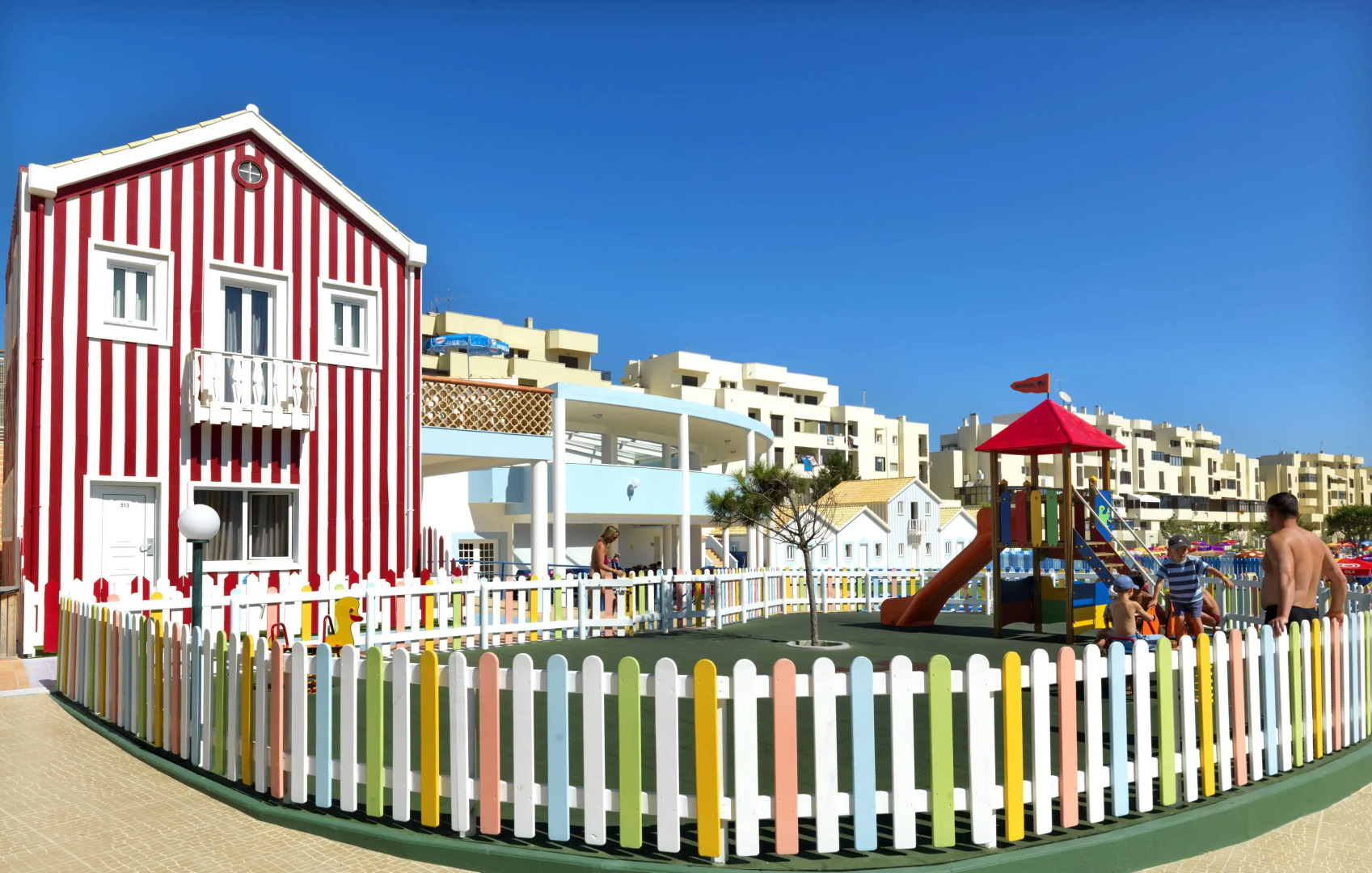 Отель Cristal Praia Resort & Spa