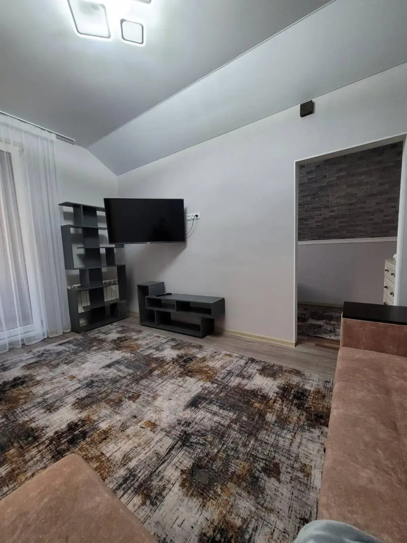 Апартаменты Двухуровневые апартаменты около музея ангелов