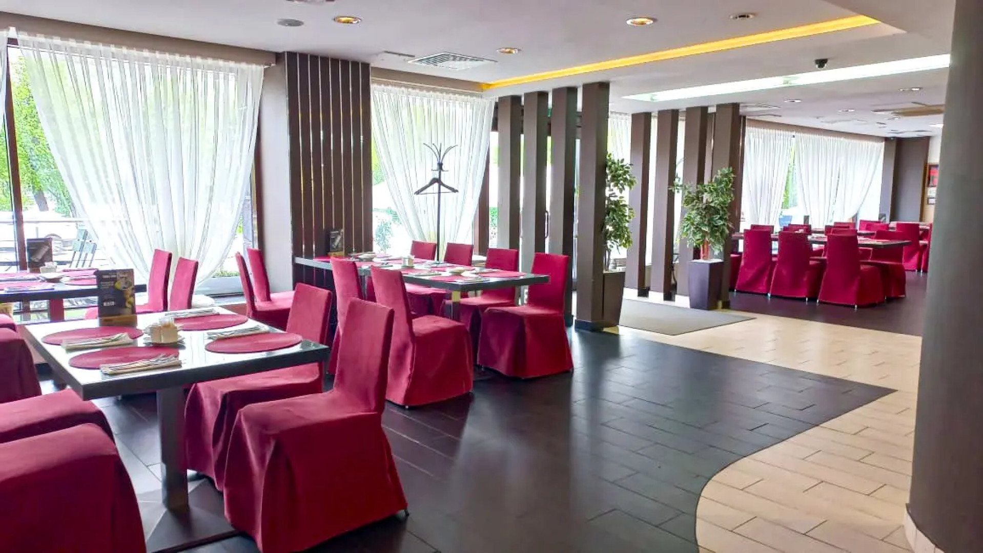 Отель Виктория