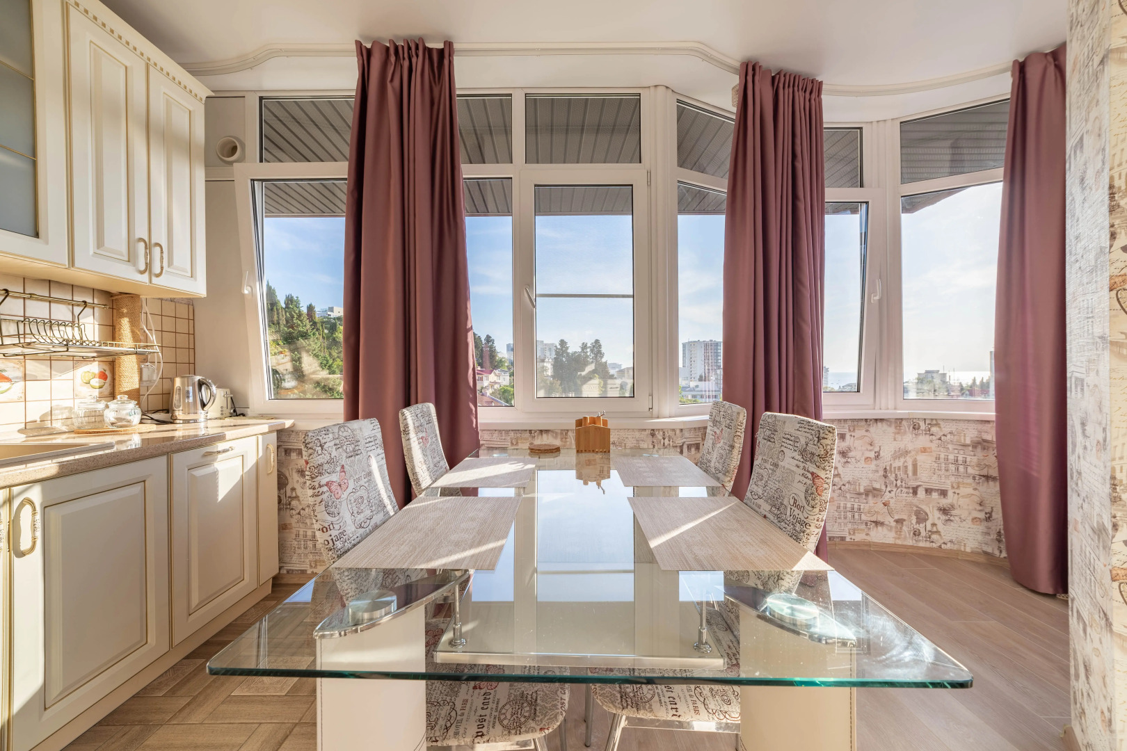 Просторные апартаменты Визит в Сочи